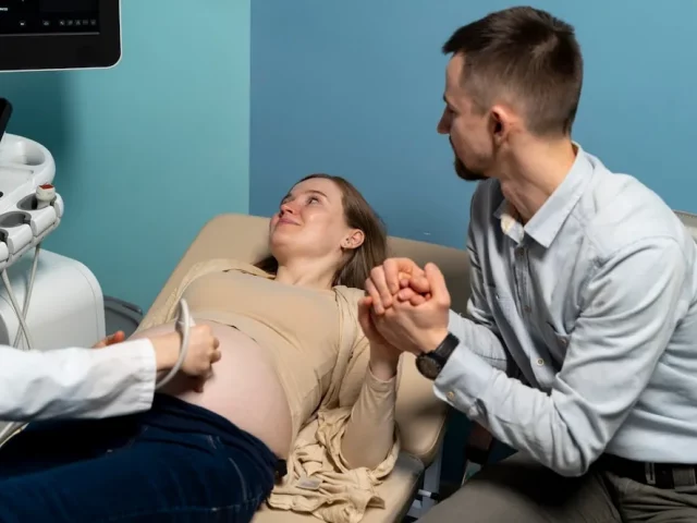 What Happens During Embryo Transfer in IVF Surrogacy?