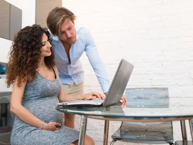 Surrogacy Agencies Near Me: What to Look For in 2025