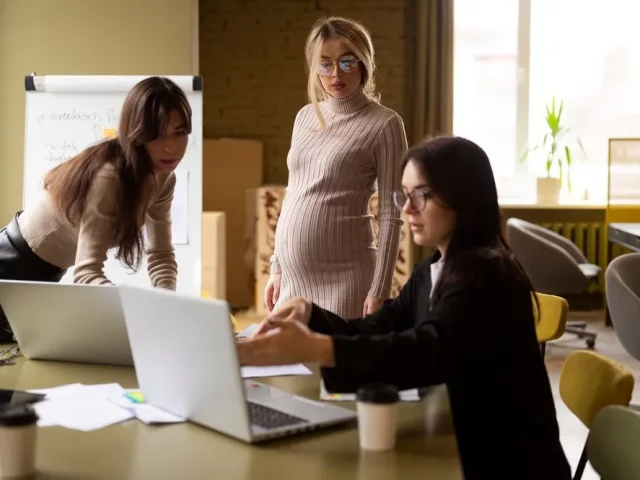 Why Working with a Licensed Agency Is Safer for Surrogates