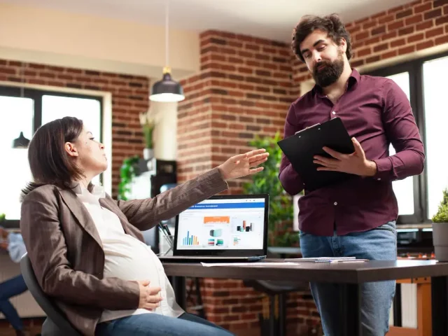 Choosing the Right Surrogacy Agency