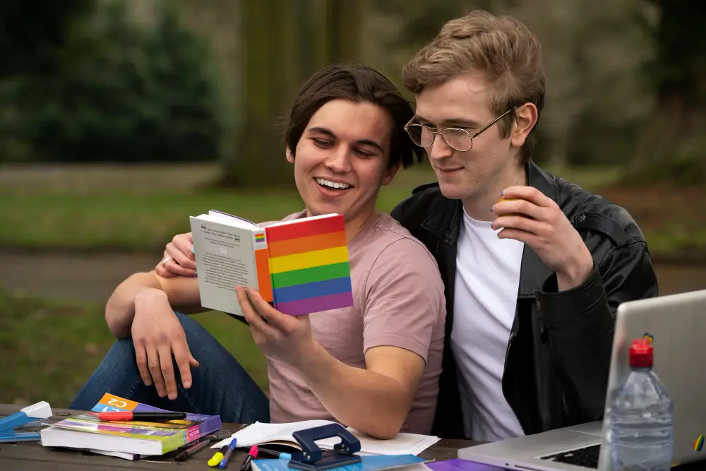 LGBTQ+ Guide to Surrogacy in Canada
