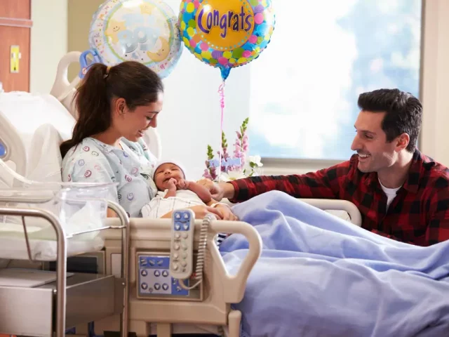 Top Surrogacy Hospitals in Florida for Smooth Delivery