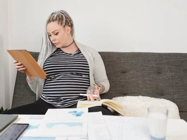 Complete Guide to Surrogacy in Florida: Laws, Costs & Process